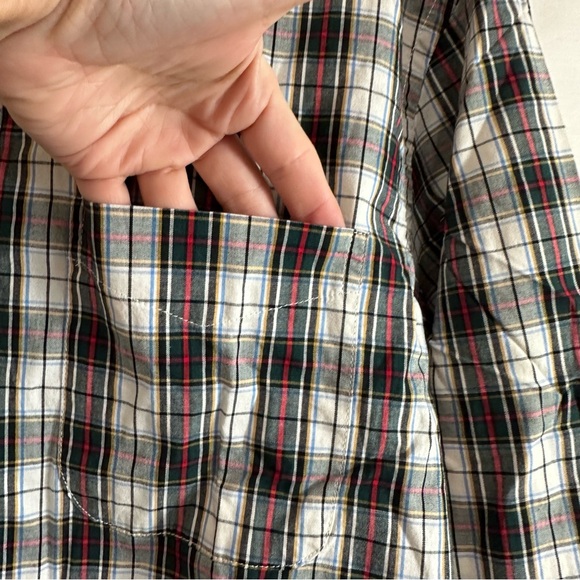 Old Navy Classic Holiday Plaid X-Mas Match the Fam Regular Fit ButtonUp L or XL - Picture 3 of 8